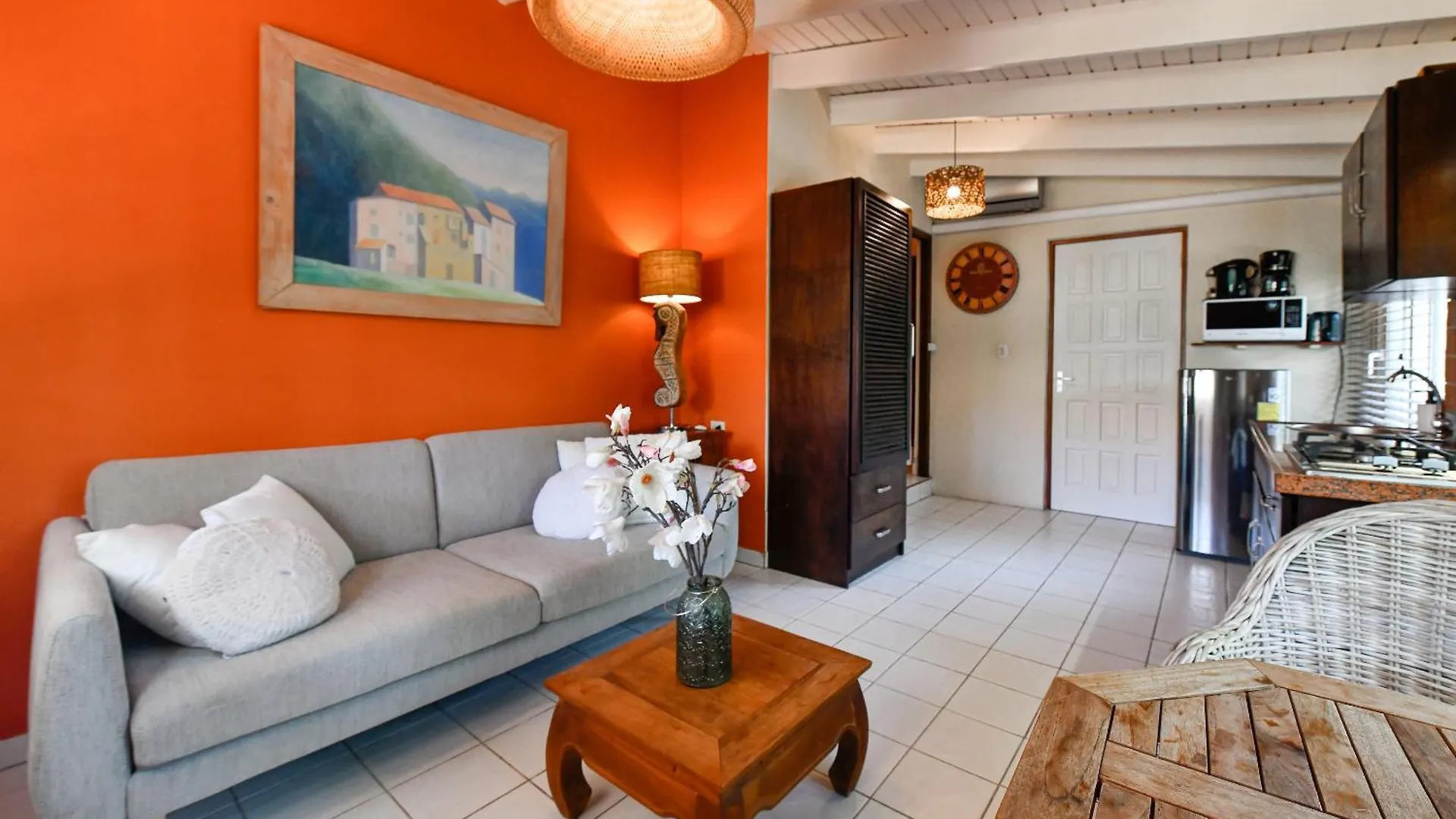 Brisas Studio Apartments (Adults Only) 팜비치