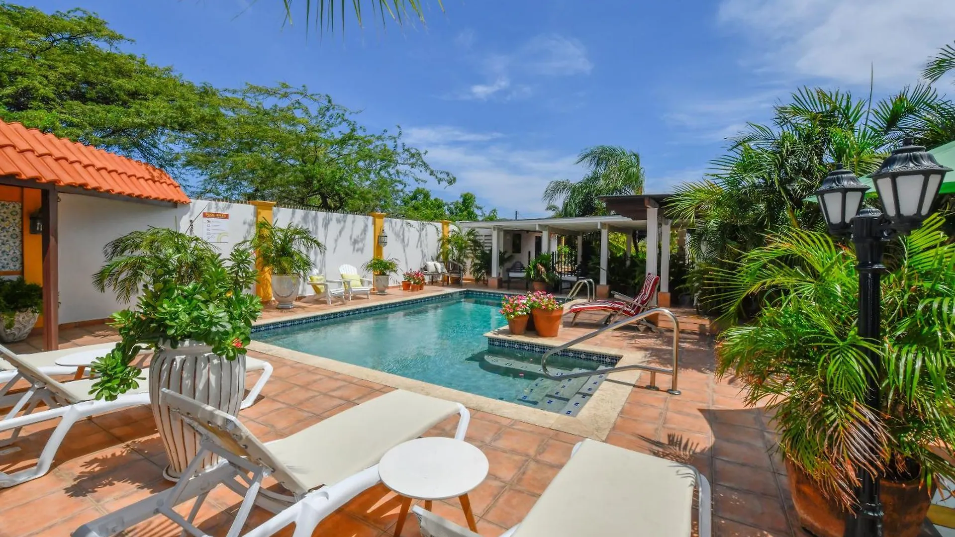 Brisas Studio Apartments (Adults Only) Palm Beach Aruba
