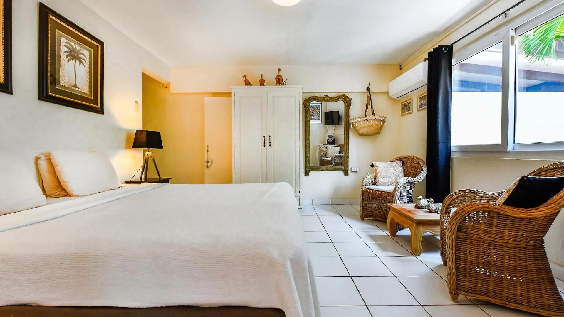 Brisas Studio Apartments (Adults Only) Palm Beach Aruba